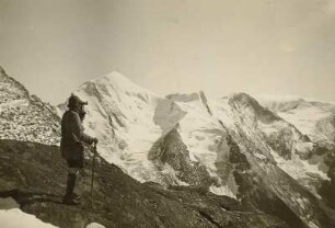 Österreich. Hohe Tauern. Glocknergruppe. Bergsteiger auf dem Bauernbrachkopf. Blick zum Großglockner