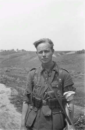Zweiter Weltkrieg. Rußland, Oblast Twer. Der Fotograf Franz Grasser als Soldat