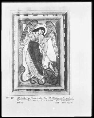 Sogenanntes Ratmann-Sakramentar und Missale — Heiliger Michael kämpft mit dem Drachen, Folio 193recto