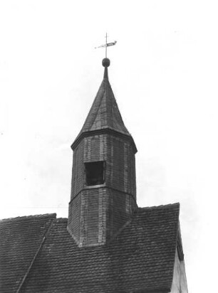 Bockelwitz-Sitten. Dorfkirche Sitten. Dachreiter mit Wetterfahne (1876)
