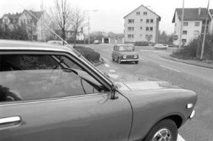 Unfallträchtige Straßenkreuzung Grötzinger Straße und Neßlerstraße