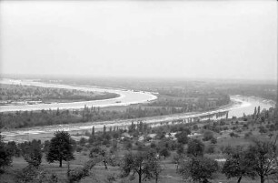 Rheinweiler: Rhein und Rheinseitenkanal