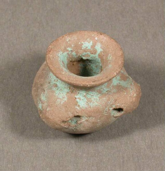 Clay vessel (miniature)