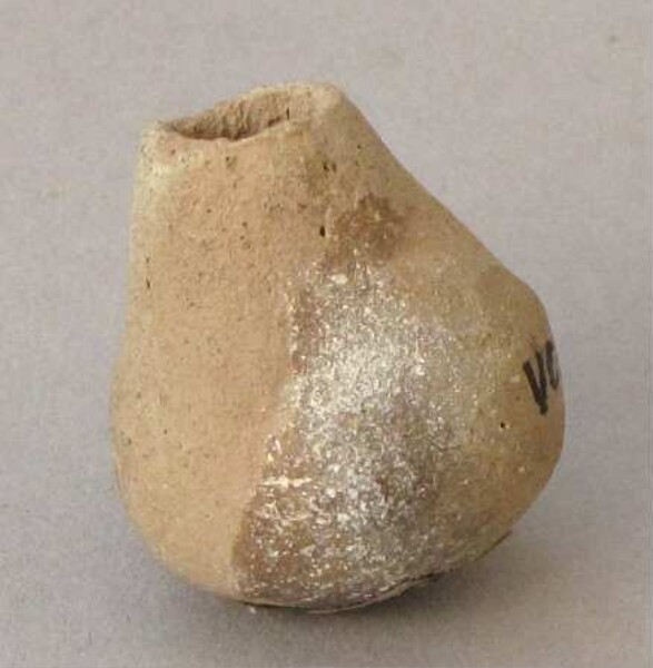 Clay vessel (miniature)