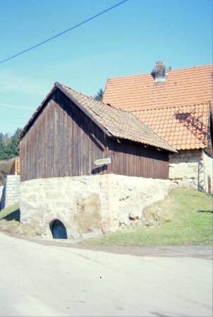 Kellerhaus am Ortsausgang