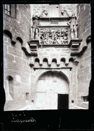 Schloß; Eingangstor