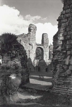 Kaiserthermen