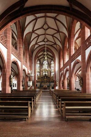 Katholische Pfarrkirche Heilig Kreuz / Rheingauer Dom — Langhaus