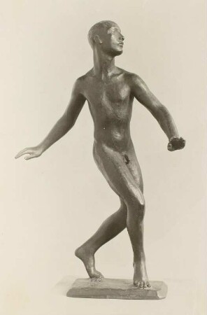 Der Tänzer (Nishinski) : Kolbe, Georg: Der Tänzer (Nishinski). 1914. Bronze auf Marmorsockel; Höhe 65,0 cm. Altenburg: Lindenau-Museum 5013