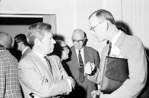 17. Tagung 1967 Chemiker; Eröffnungsfeier: ?, Graf Lennart Bernadotte, hinten Leopold Ruzicka, Karl Ziegler