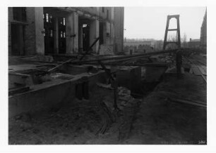 Industrie-Kraftwerk. Baustelle zur Behebung von Schäden am Kabelkanal Pumpenhaus : Lauta (Niederlausitz). Industrie-Kraftwerk. Baustelle zur Behebung von Schäden am Kabelkanal Pumpenhaus