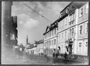 Die Wilhelmsstraße in Heiligenstadt mit Kirche St. Martin