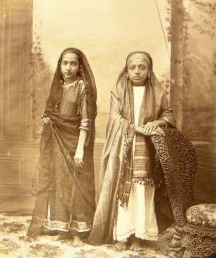 Parsi-Kinder Bombay