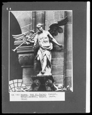 Posaunenengel auf dem Schalldeckel