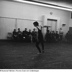 Palucca-Schule, Tom Schilling (incl. Einzelaufnahmen von Tänzerinnen)
