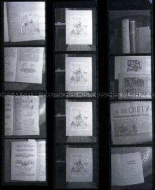 Schwarz-Weiß-Negative mit Aufnahmen von Lehrmaterialien der Vorstudienanstalt der Humboldt-Universität zu Berlin