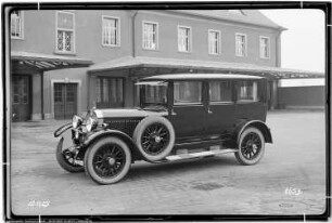 Me Fahrzeuge, Auto