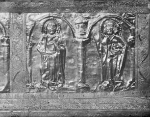 Schrein des Sankt Symmetrius — Zwei Apostel
