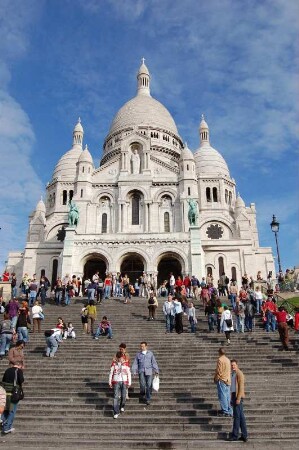 Die Monumentalkirche Sacre Coeur auf dem Montmartre