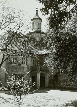 Radebeul, Oberlößnitz, Meinholdsches Turmhaus, Meinholds Weinberg, Gartenansicht