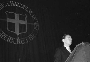 Freiburg: Kurbeltheater; Freisprechungsfeier 1954; Dankesworte: Werner Eisele
