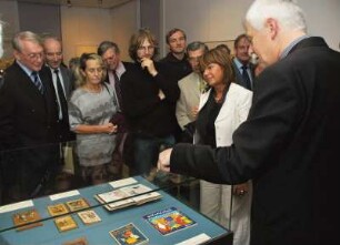SLUB, Ausstellung "Die Kunst zu essen und zu genießen" : Feierliche Übergabe der Schenkung durch Walter Putz und Ausstellungseröffnung am 21. September 2007. Rundgang durch die Ausstellung mit Dr. Thomas Bürger, Generaldirektor der SLUB