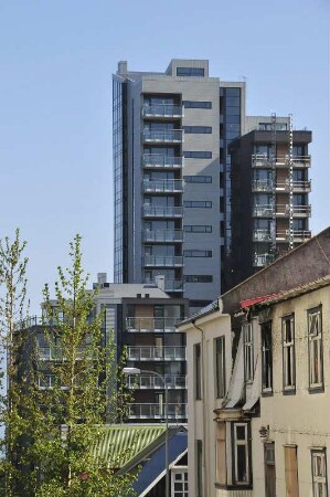 Straßenszene im Innenstadtbereich von Reykjavik : Straßenszene, aufgenommen in der City der isländischen Hauptstadt Reykjavik am 29. Mai 2012