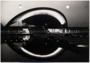 Berlin, Kongresshalle bei Nacht