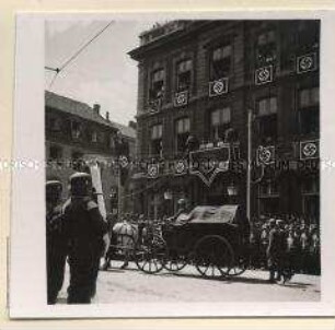 Düren, Einzug der Garnison
