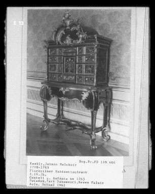 Florentiner Kabinettschrank