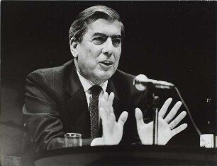 Mario Vargas Llosa