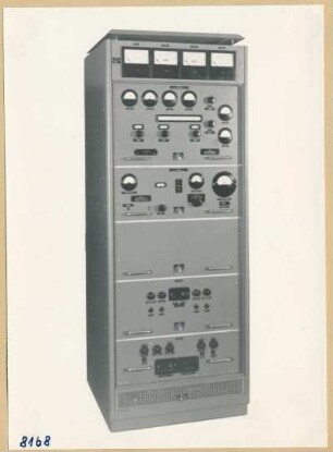 UKW Rundfunksender 8,25 KW Typ HF 2833 - Schrank geschlossen; Foto 1953