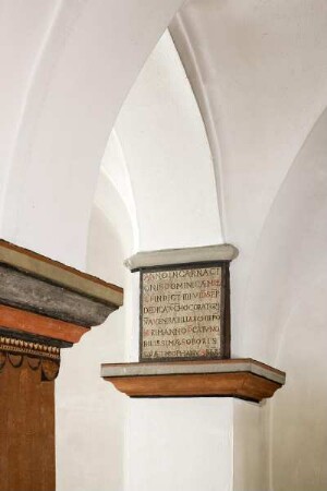 Steintafel mit Weihevermerk