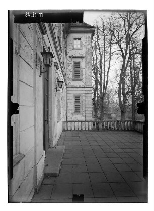 Wedendorfersee-Wedendorf. Ehem. Gutshaus (1697, Umbau 1805-1810; M. F. Rabe). Parkfront (Teilansicht)