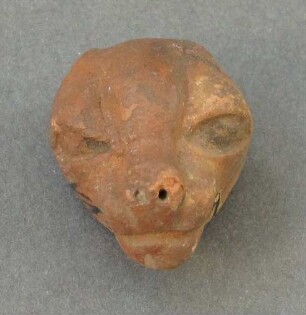 Tongefäß (Tierkopf, Fragment)