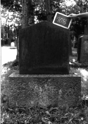Grabstein 108 ohne Text: Grabstein 108