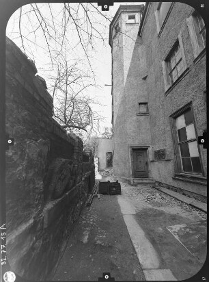 Zittau, Klosterstraße 3. Ehem. Franziskanerkloster. Gang zwischen Hauptschem Haus und Heffterbau