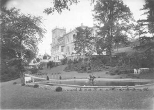 Dresden-Loschwitz, Schillerstraße 12. Villa Thorwald. Talseite durch den Park