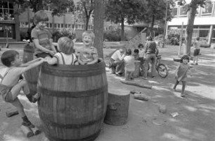 Freigabe der Schulhöfe der Uhland-, Gutenberg-, Südendschule und Weiherhofschule zum Spielen während der Sommerferien
