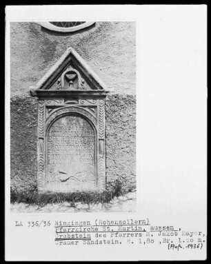 Grabstein des Pfarrers M. Jakob Mayer