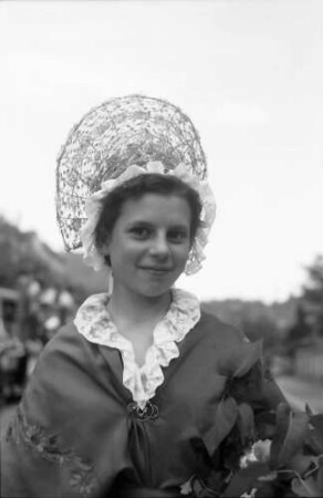 Lörrach: Villingerin in Tracht