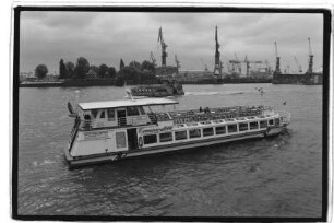 Commodore (1982), Barkassen Meyer, Hbg
