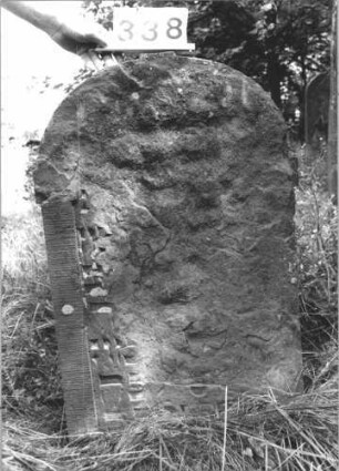 Grabstein 338