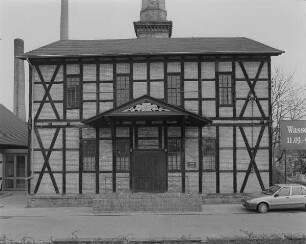 Fabrikgebäude