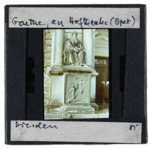 Dresden, Semperoper,Dresden, Rietschel, Goethe,Dresden, Schilling, Bronzerelief mit einem Dichter vor Aphrodite ()