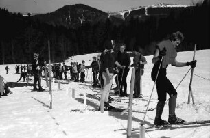 Oberried: Stollenbacher Hütte; Betrieb am Skilift