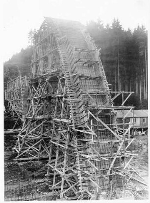 Rohrbach-(Friedens)brücke, km 211,808 - 212,130 Lehrgerüst und Bewehrung Bogen 1