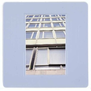 Berlin, Unter den Linden,Berlin, Ungarische Botschaft : Fensterfassade