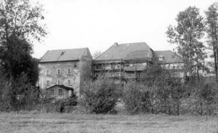 Schmölln-Putzkau-Putzkau-Oberputzkau. Mahl- und Sägemühle, Hobelwerk an der Grenze zu Neukirch an der Straße