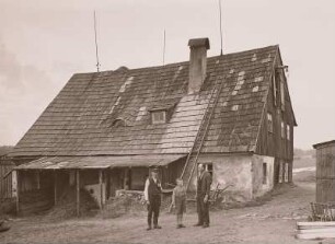 Seifen-Halbmeil, Bauernhaus, Hofansicht